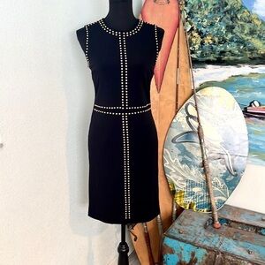 Carmen Marc Valvo, Gorgeous, Sophisticated,Black Dress w/Gold Studs 🔥,Size 4